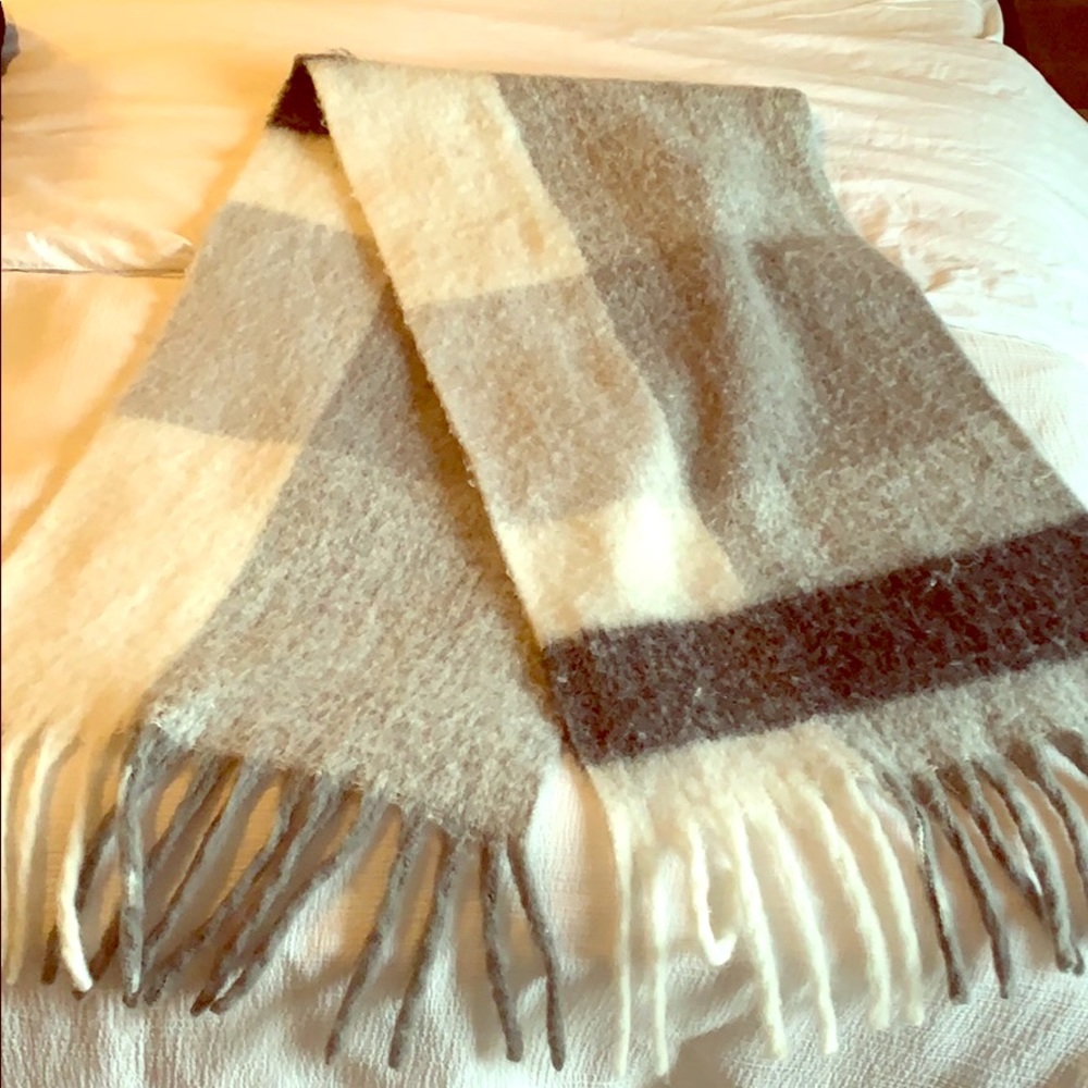 Big Zara plush scarf
